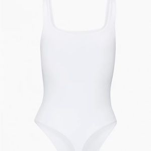 Aritzia Babaton Contour Tank Bodysuit Sz Large